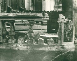 San Miniato, Duomo. Fotografia di Cesare Barzacchi realizzata nei giorni immediatamente seguenti i fatti del Duomo